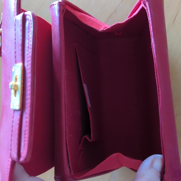 Red structure multi way bag - Picture 3 of 4